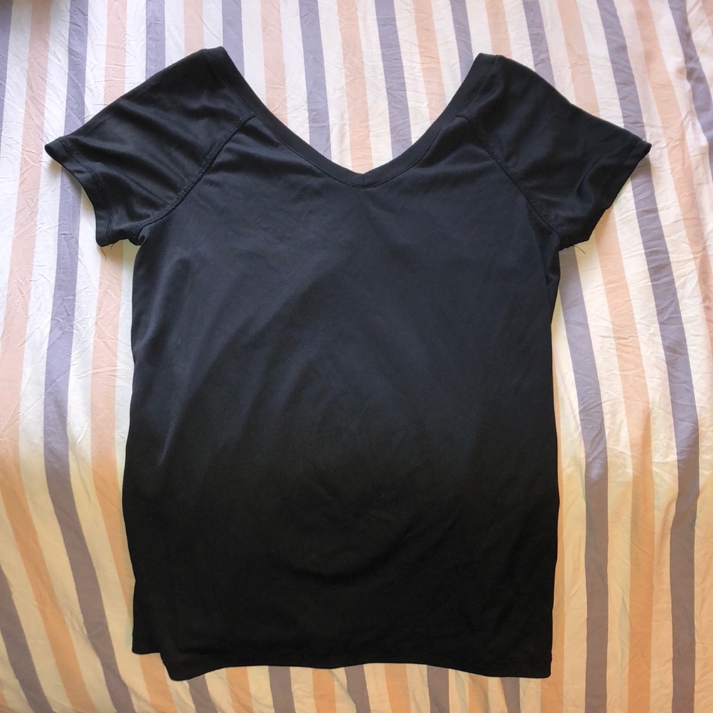 Short sleeve workout shirt